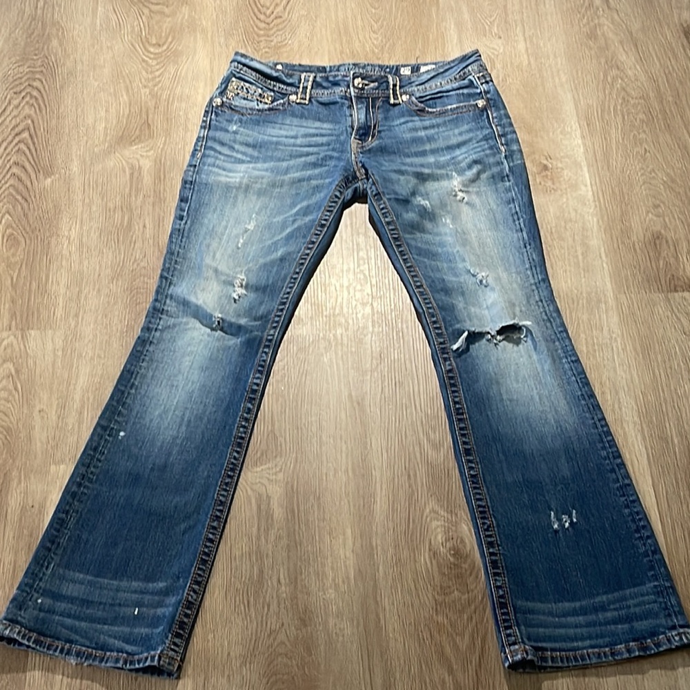 Miss Me Boot Distressed Low Rise | Size 29 - Picture 5 of 16